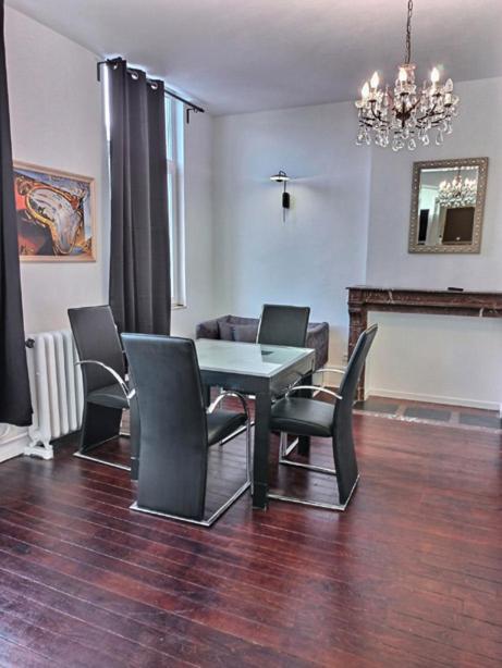 Fenelon Apartment *